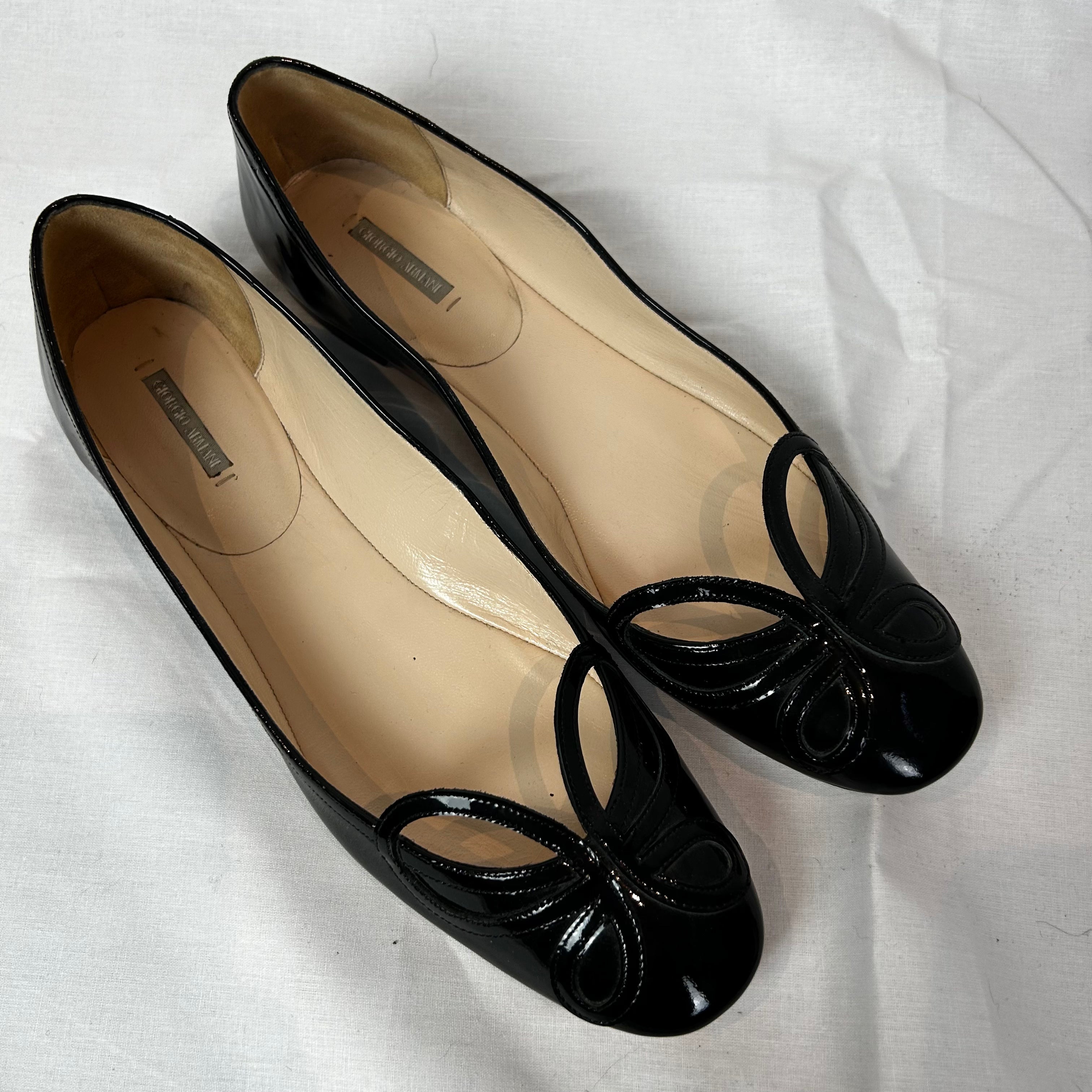 Giorgio Armani Brand New 395 Black Patent Butterfly Pumps 39