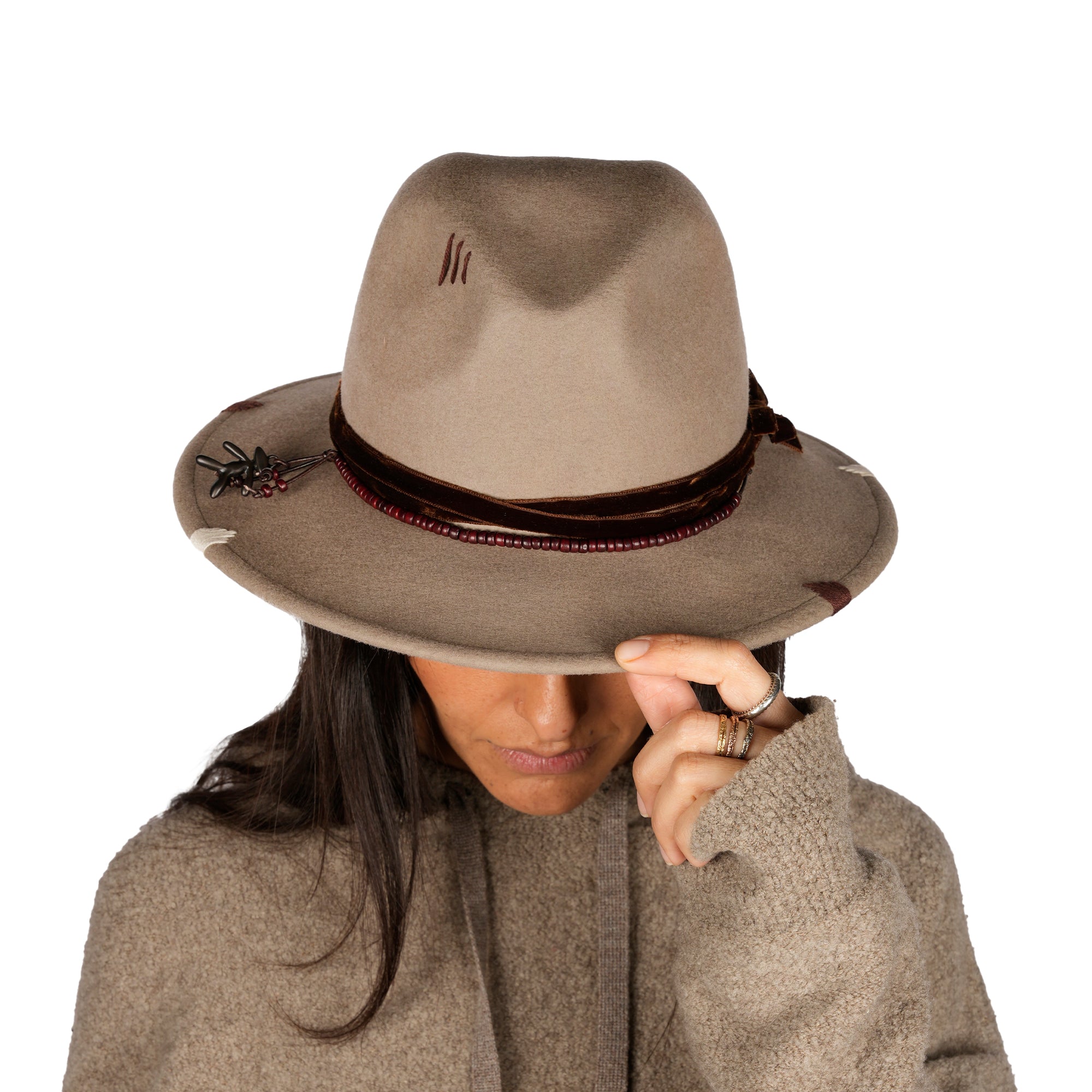 Velvet Hat Wool Beige