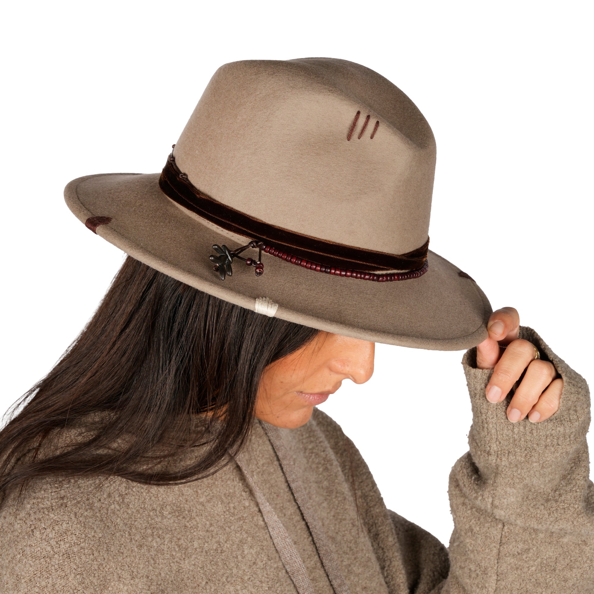 Velvet Hat Wool Beige